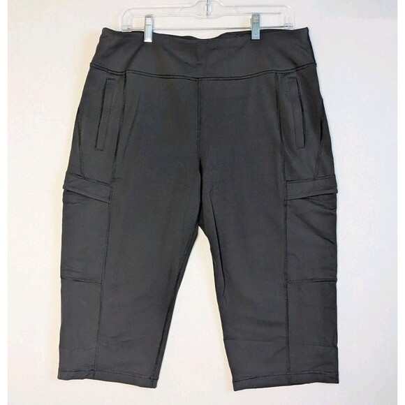 Duluth Trading Co NoGA Namastash Capri Pants Size Large Black Stretch Cargo - Picture 1 of 12